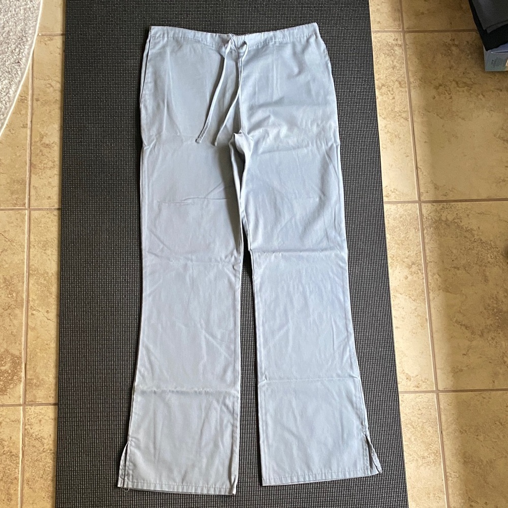 Light Gray Scrub Pants Cherokee
Work  Drawstring Waist,Flare Leg 4101 Small Tall